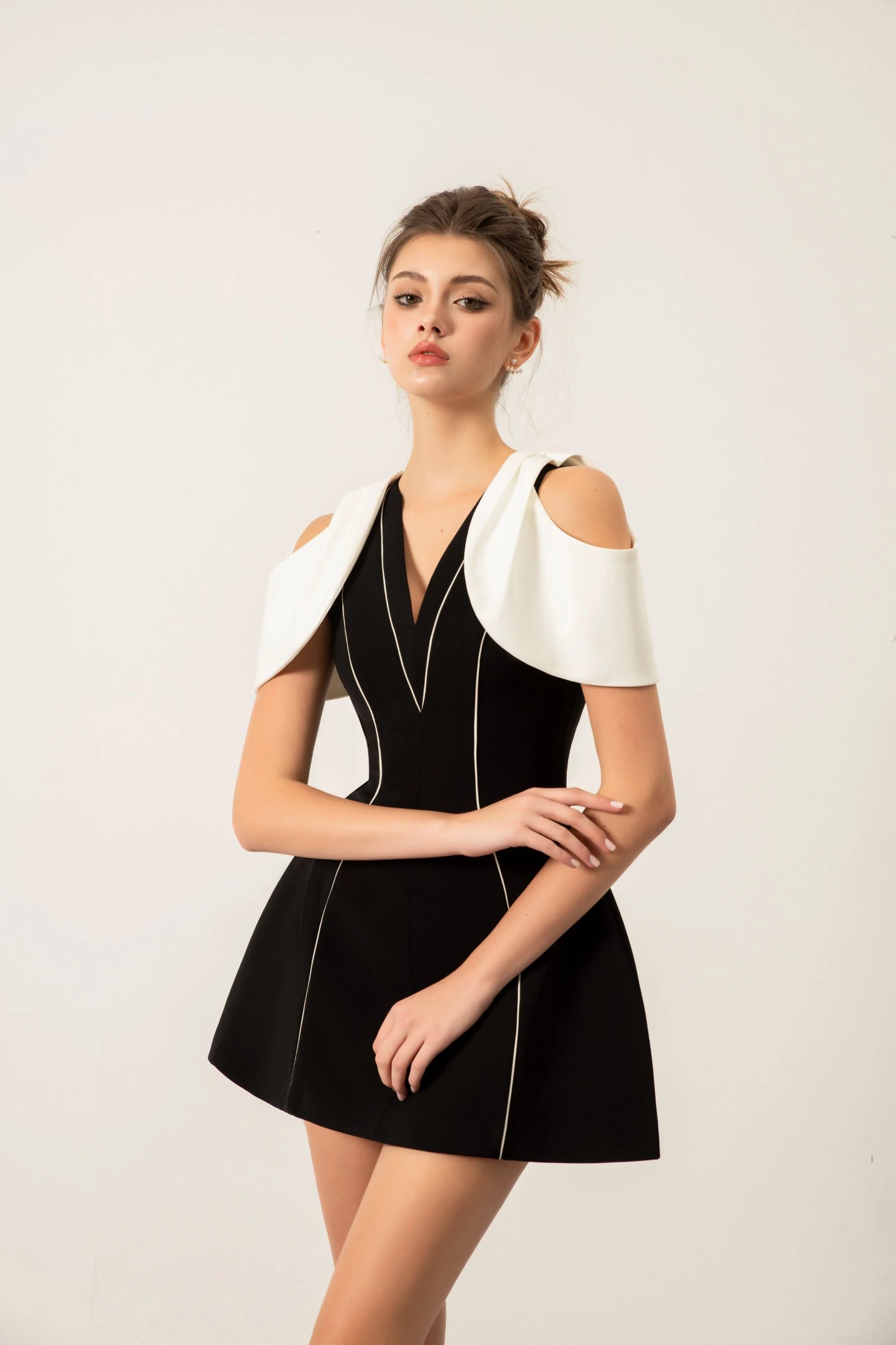 Adeline Two-tone Dress - Image 4