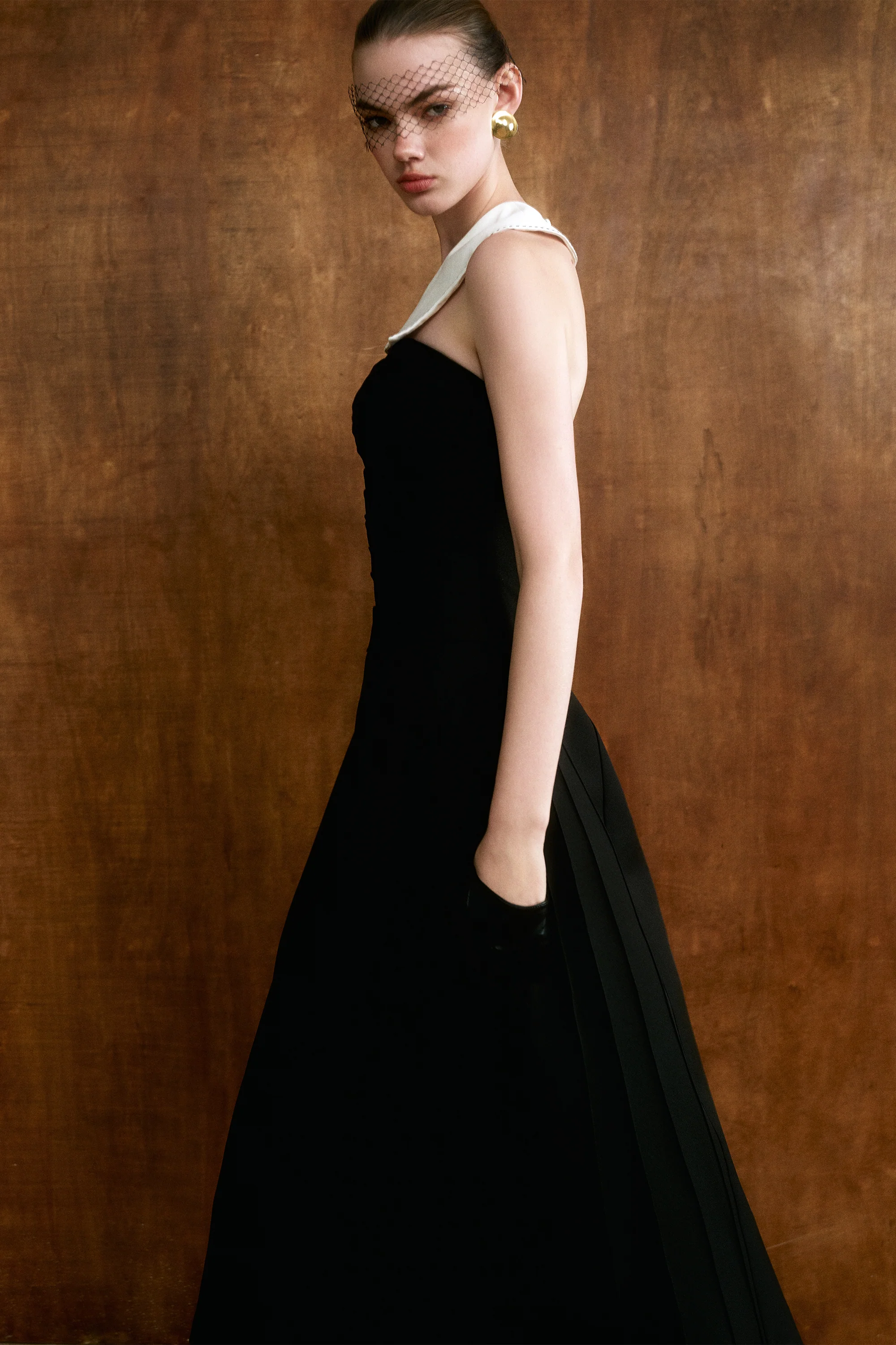 NOIREL Halterneck Midi Dress - Image 2
