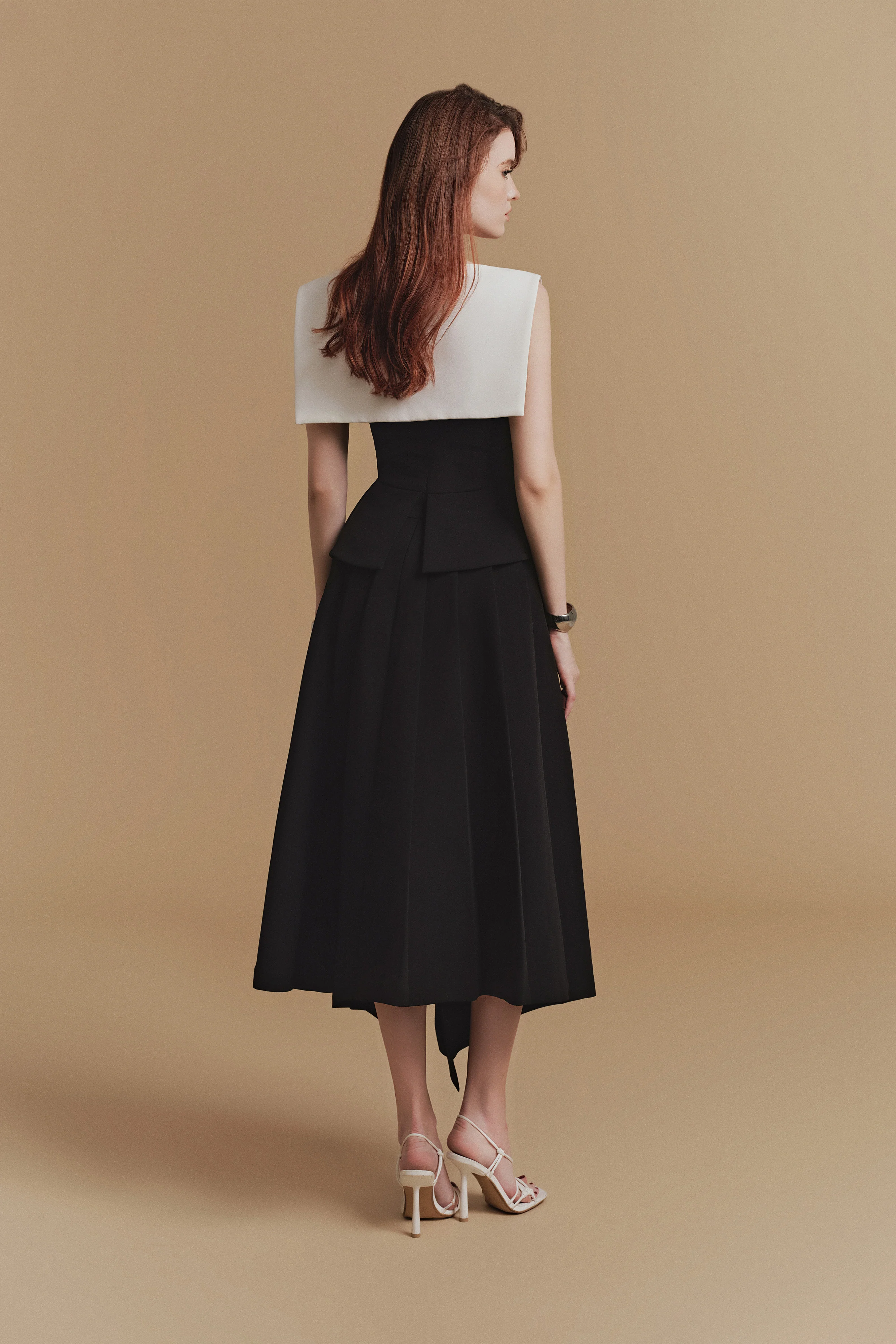 SOLER Cut-Out Midi Dress - Image 4